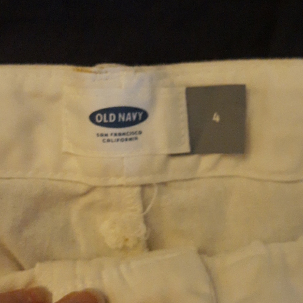 Shorts - Picture 3 of 3